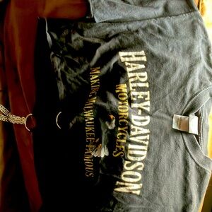 Custom-made crop Harley Davidson T-shirt